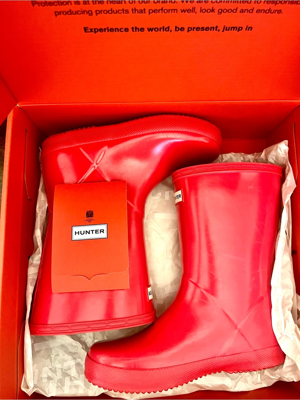 Like New! Hunter Brand Little Kid Bright Pink Rain Boots (US 12/13)